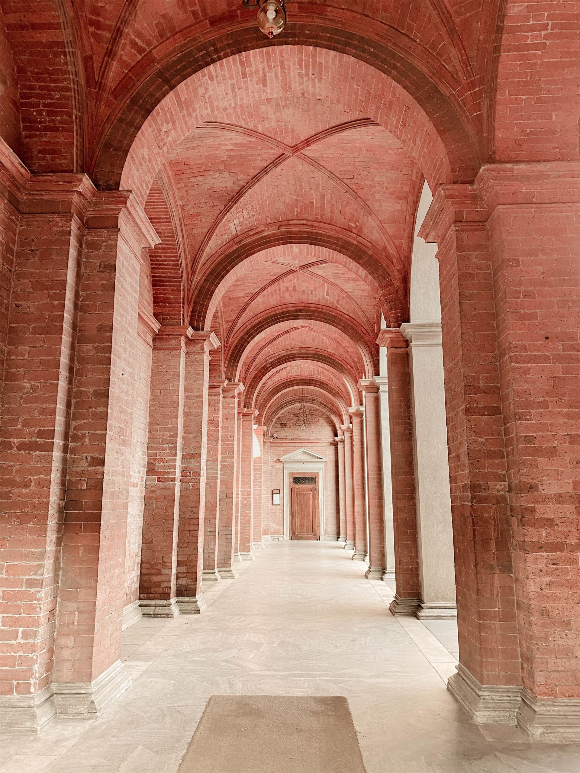 A hall of arches