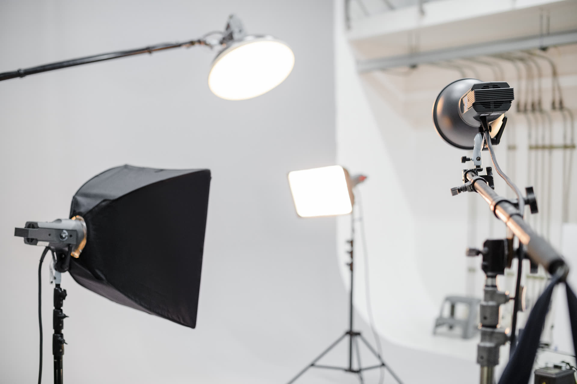 An empty photography studio with lighting